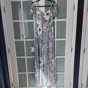 Elegant Floral Maxi Dress - Gray and White